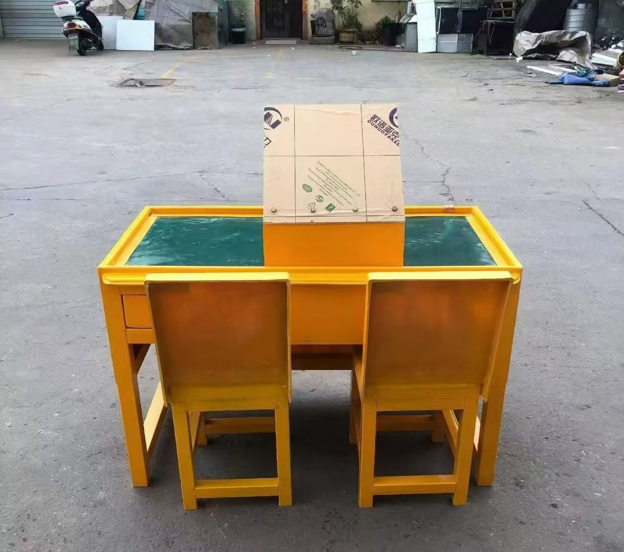石家庄防静电导通桌井下煤矿火工品发放桌：危险品流转的安全守护者